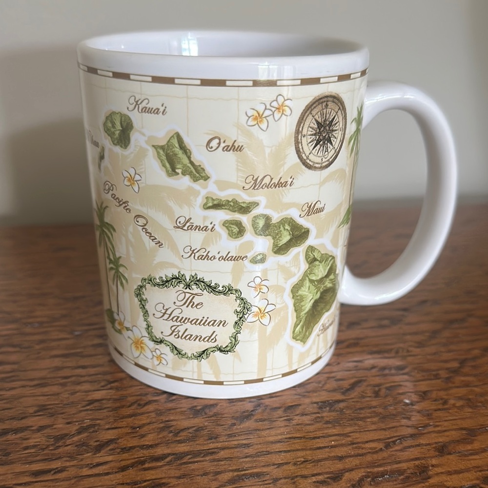 Hawaiian Islands Map Mug - White and Green